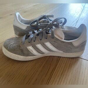 Adidas gazelle sneakers